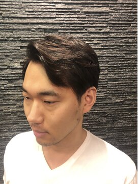 プレミアムバーバー 赤坂店(PREMIUM BARBER produce by HIRO GINZA) 大人のパーマショート〈理容室/赤坂/六本木/パーマ〉
