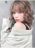 小顔セミウェットウェーブピンクベージュハイライトカラー
