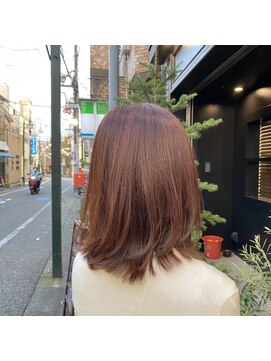 ロール(ROLE) イルミナカラーコーラル/外ハネスタイル