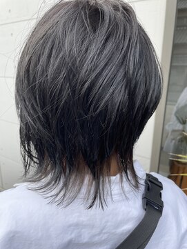 リッカ(RICCA) ウルフヘア×インナーカラー