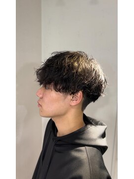 エルオム(EL.HOMME) 『HIRAI』緩めスパイラルパーマ