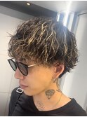 ツイストスパイラルパーマ波巻きスパイラル刈り上げマッシュ　　