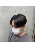 韓国ヘアニュアンスパーマセンターパート刈り上げ前下がり