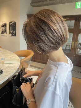 リバレッジ 白金(Leverage)の写真/SALONだからこそ思い通りの色味が叶う♪リバレッジ独自の技術で表現する軽やかな質感や立体感を楽しんで◎