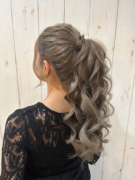 ケイティ(Keity) 、