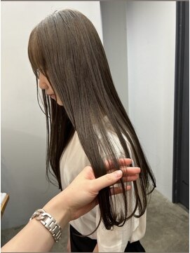 ロッコイースト(ROCCO east) 【ROCCOeast 八王子】グレージュカラー