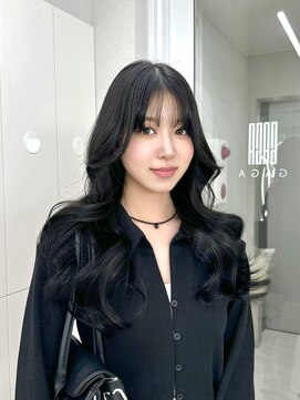 ガガ 心斎橋(GAGA) 暗めでも透けるダークグレー×韓国レイヤーカット