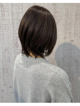 ヴィサージュ(VISAGE) ミディアムレイヤー