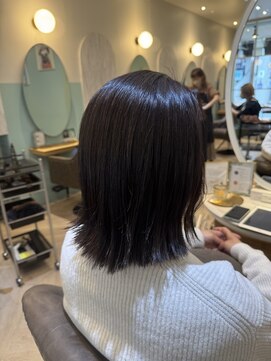 アンフィ 矢向(Anphi) 3-3 外はねボブ