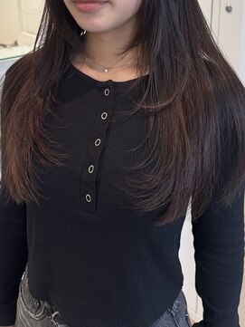 アローム(alom) イメチェン/ホワイトブロンド/外ハネボブ/美髪/茅ヶ崎