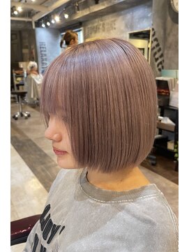 エント(ent) ショートボブ*ピンクベージュ