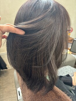 アキコ(AKIko)の写真/【大人女性おすすめ】上質な白髪染め、グレイカラーを実現！更に傷みにくい施術をご提供！