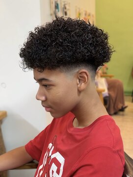 イエローコーン 金沢文庫店(YELLOW CORN) NBAパーマ/NBA風パーマ/ソフトアフロ/ハードスパイラルパーマ