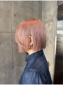 ピンクベージュ