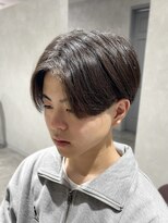 ジーニー 千葉(GENiE)&nbsp;ウルフ/センターパート/フェザーパーマ/千葉【朝生菜楓