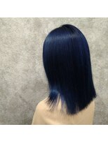 ジュラク(JURAKU)&nbsp;切りっぱなしロブ×ディープブルーカラー