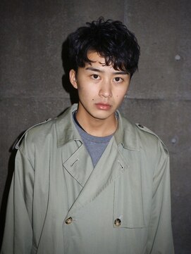 フランクスバーバー アンド ビアークラブ(FRANK'S BARBER and BEER CLUB) かき上げヘアショートレイヤーソフトツーブロックセミウェットr