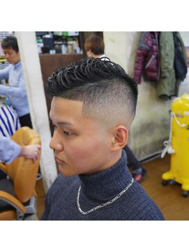 ダンブライズバーバー(DAN BRISE) 震災刈り