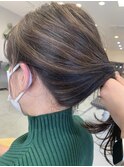 結んでかわいいハイライトパーマ