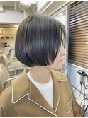 ショートボブ