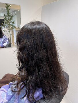 エミュスト(Emuest) ウェーヴィパーマ