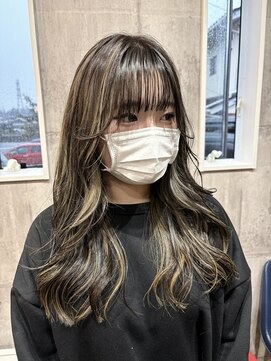 ハク(haku) [yuuki]レイヤーカットとグレージュハイライト