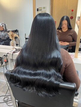 ブレンド 渋谷(BLend) 縮毛矯正.レイヤーカット.ブルーブラック.髪質改善. ヘアカラー