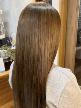 リーベル(Liber) グレージュ