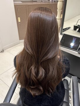 ユーフォリア 銀座本店(Euphoria) Mako チョコレートブラウン 似合わせ 透明感カラー