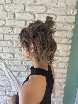 リーホリエ(Lee Horie) ボブハーフアップ【MOMOKA】