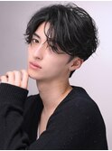ツーブロックシャープフェザー「センターパート」
