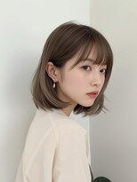 ステアー(stair)&nbsp;耳かけショートボブ/髪質改善/アッシュベージュ/【大宮】