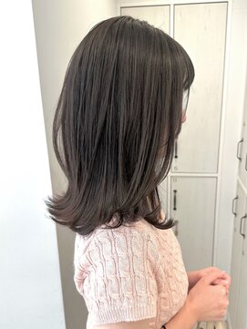 ガーデンヨコハマ(GARDEN YOKOHAMA) ヘーゼルグレージュオリーブグレーハッシュボブ透明感暗めカラー