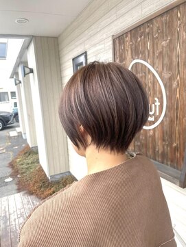 フゥカ 類家店(fuka) 青森八戸くびれ丸みショートグレージュ20代30代40代50代