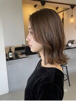 シアター(Theater)&nbsp;外はね艶グレージュ♪