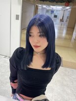 イエナ 渋谷(IENA)&nbsp;ダークブルーショートボブアップバンクヘアミルクティーブロンド