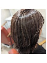 エルラ(ELRA)&nbsp;【白髪ぼかし】くびれヘア