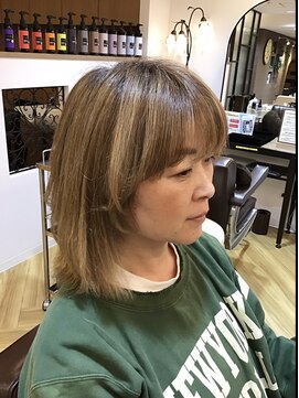 サロン ド ルーク(salon de LHOOQ) 外ハネボブ