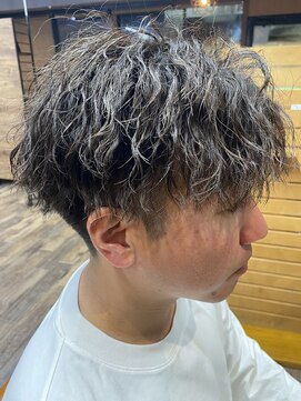 スカイフィールドヘアー(SKY FIELD HAIR) 王道ツイストスパイラル