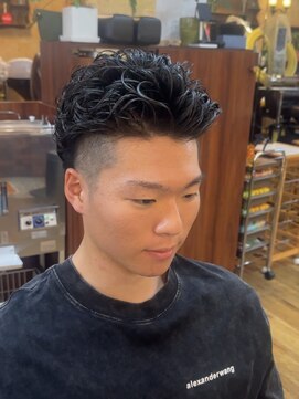 アワーズ(OURS) ウェーブパーマ オールバック