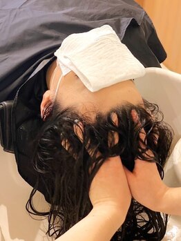 インプレス ちとせモール店(impres)の写真/【yumeシャン導入♪】完全フルフラットの極上ヘッドSPA。TR効果×リラクゼーション×頭皮改善スカルプSPA