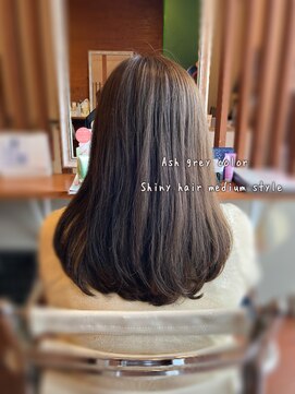 ピールアーク(peal ark) 20代30代艶感ストレート♪髪質改善カラーアッシュグレー