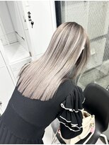 シンカ(thinka)&nbsp;ホワイトミルクティーバレイヤージュ