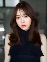 エインアンリー 明治神宮前(AIN.ANLY.)&nbsp;☆フェミニンロング大人かわいいぱっつん前髪レイヤーカット小顔