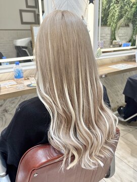 ハウス(HAUS.) ミルクティーカラーハイライトエクステ!