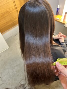 美髪ストレートとカラー