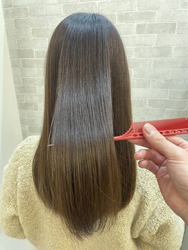 カットウェルズ粟殿店(Cut Well's smile&peace) 艶カラー