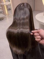 サンド クリア 横浜本店(sand clear)&nbsp;艶髪と透明感を叶えるオーダーメイド縮毛矯正＋髪質改善カラー