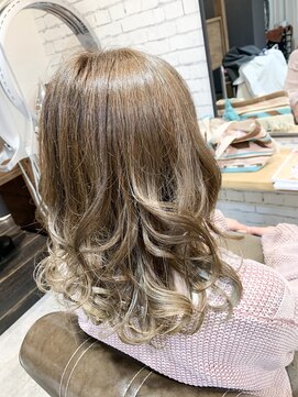 アペル(APARE) ★3D グレージュハイライト★