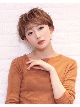 カグヤ ヘアーリンク 森小路店(華月 Hair L.I.N.C.) ショート　ベージュ